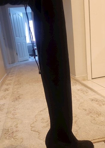 Siyah Süet Dizüstü İnce Topuklu Çizme - Görsel 3