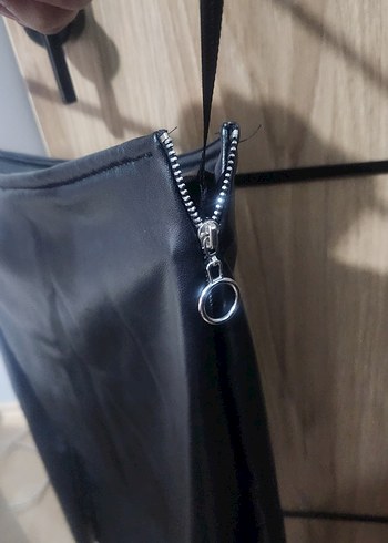 Kısa deri etek - Görsel 4