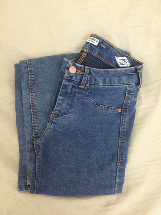 32 Beden Pull and Bear kot