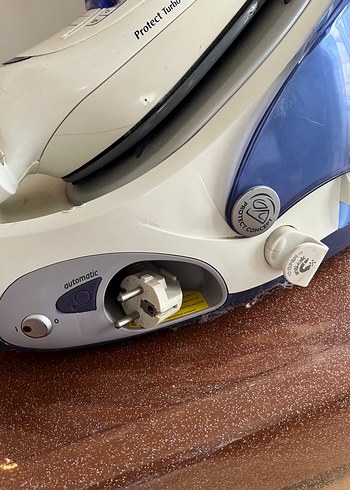 Tefal Buhar Kazanlı Ütü - Görsel 3