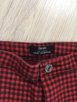 32 Beden çeşitli Renk Bershka pantolon