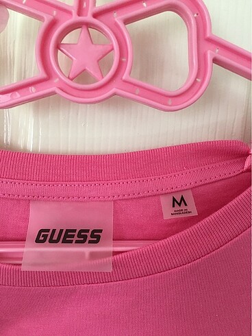m Beden Guess tişört