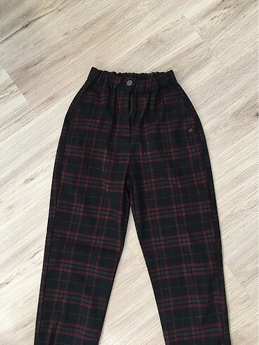 Pull and Bear Pull and Bear pantolon