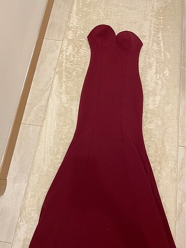 Balık model abiye kalp yaka