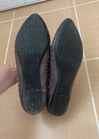 40 Beden siyah Renk Bej Parlak Kadın Dolgu Topuk Babet