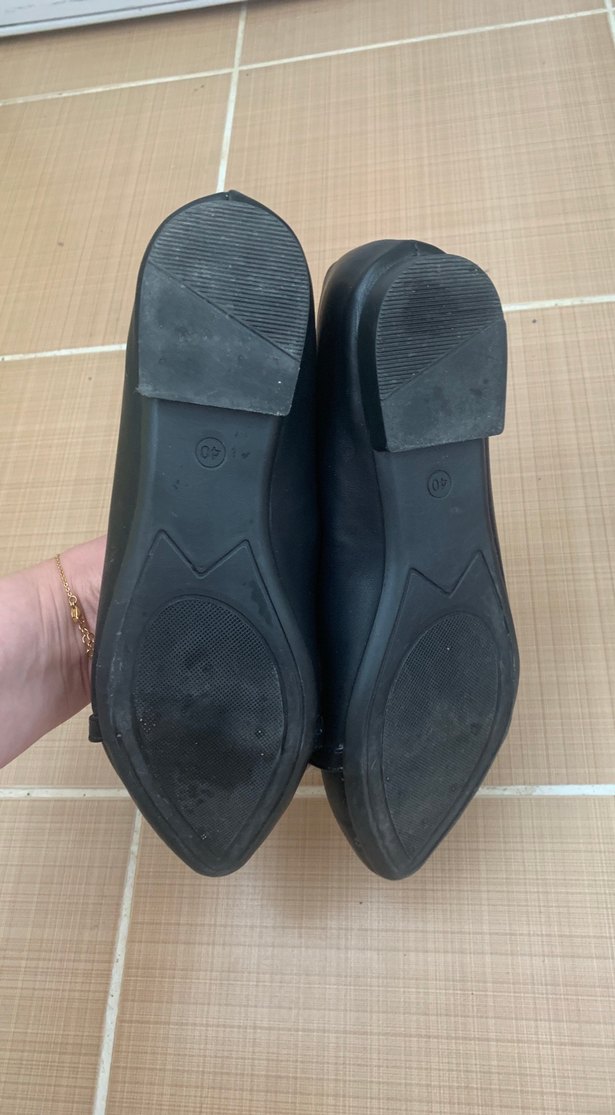 Klasik Siyah Zincir Detaylı Kadın Topuklu Babet - Görsel 4