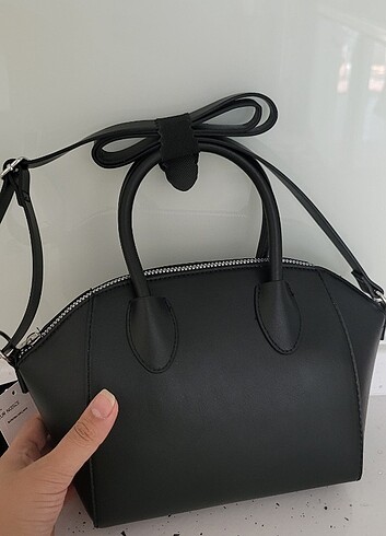 H&M siyah el ve omuz çantası