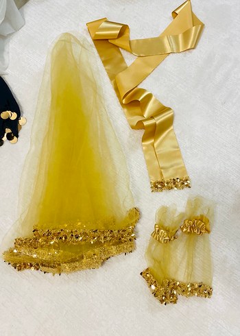 Gelinlik Gold renkli pullu taşlı gelin duvağı