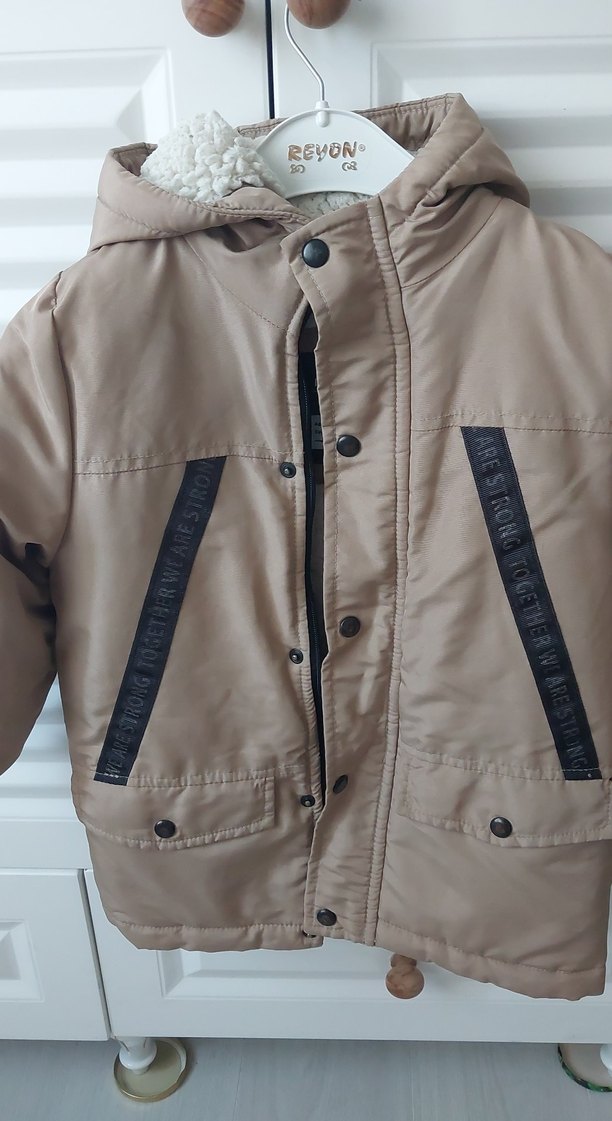 Bej Erkek Çocuk Düğmeli Mont - Görsel 3