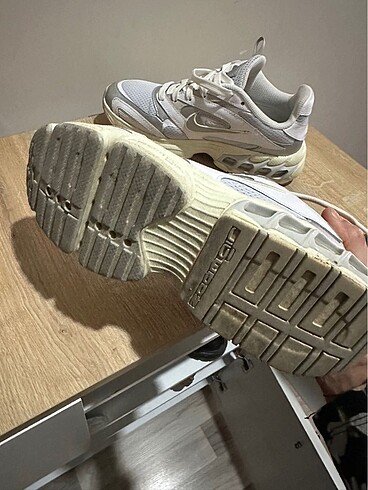 37,5 Beden Nike zoom air fire ayakkabı