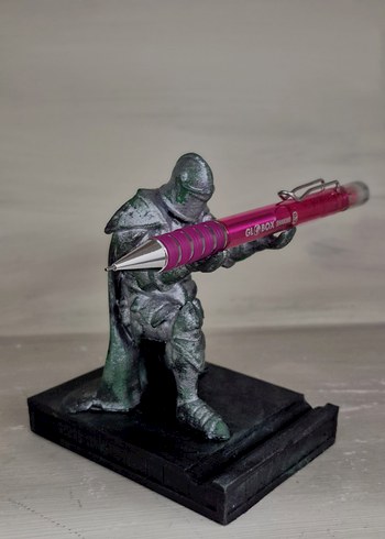 Koyu Gri Zırhlı şövalyeFigürü kalem telefon yüzük kolye tutacağı - Görsel 4