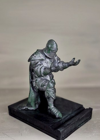 Koyu Gri Zırhlı şövalyeFigürü kalem telefon yüzük kolye tutacağı - Görsel 6