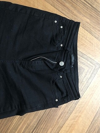 Trendyolmilla Solmayan Yüksek Bel Siyah Skinny Jean