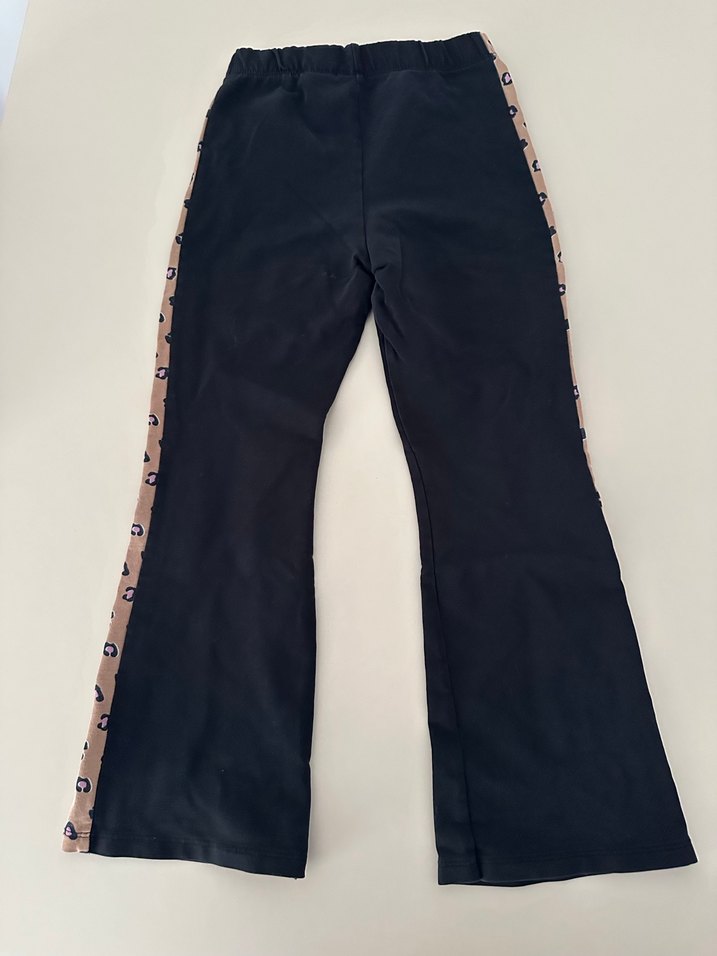 Kız Çocuk Leopar Desenli Bol Kesim Tayt - Görsel 3