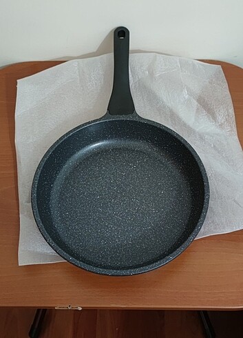 Karaca Thermoad 26 Cm Döküm Granit Tava