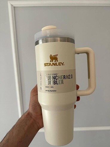 Beden Stanley Quencher Pipetli Termos