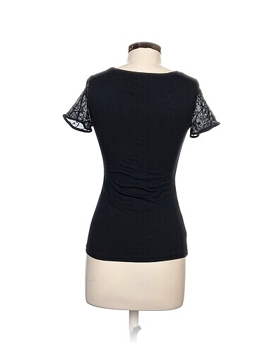 s Beden Blackspade Bluz %70 İndirimli.
