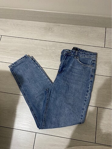 Mom jeans