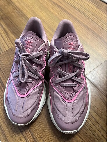 Adidas ayakkabı