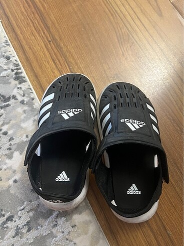 Adidas Çocuk sandalet