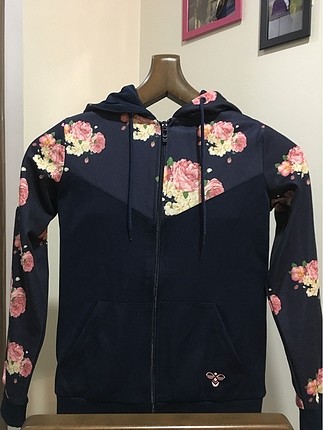 Hummel Eşofman Üstü