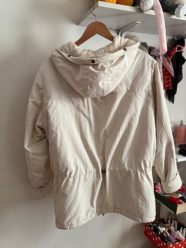 l Beden beyaz Renk Pull&bear Mont