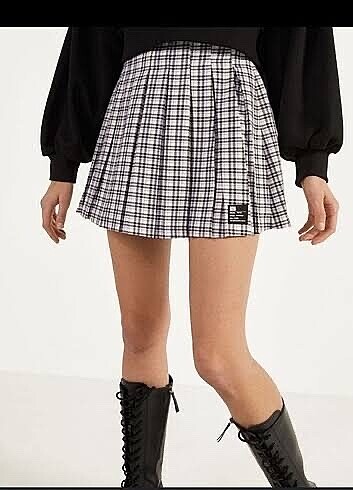 Bershka mini etek