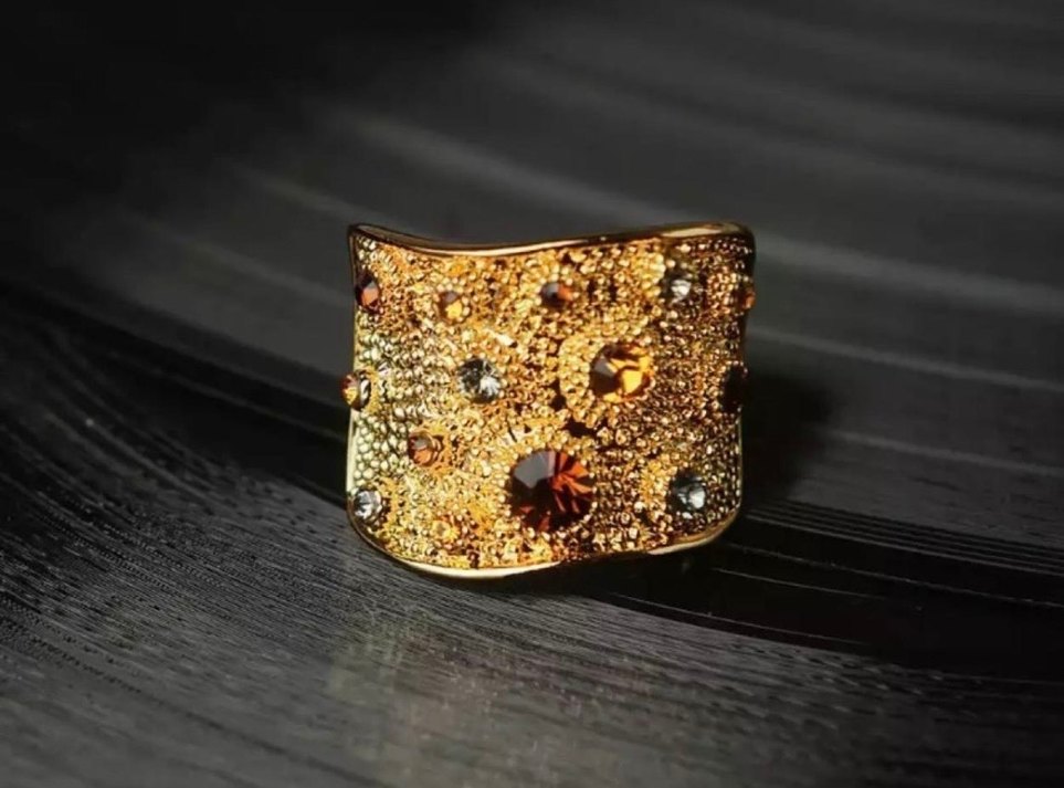 Gold Gösterişli Kadın Yüzük - Görsel 2