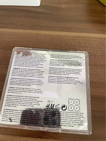 H&M H&M Face Sculpter Paleti