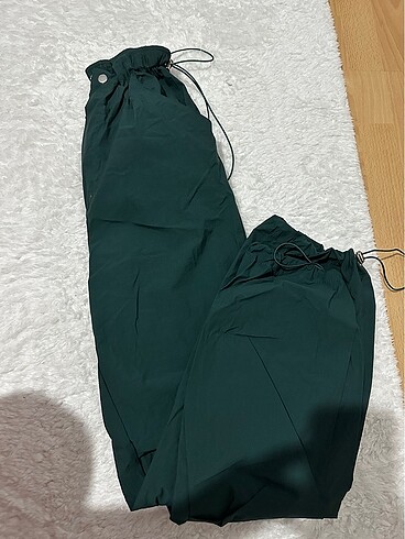 Paraşüt kumaş pantolon