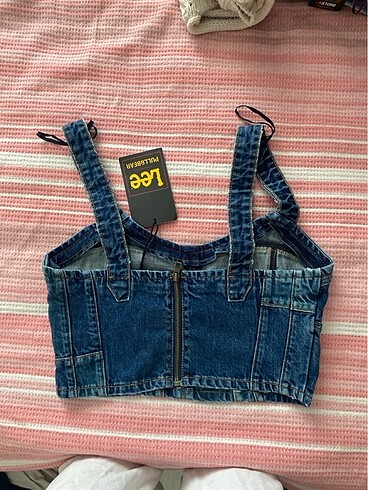 Lee Cooper Lee-pull&bear iş birliği crop