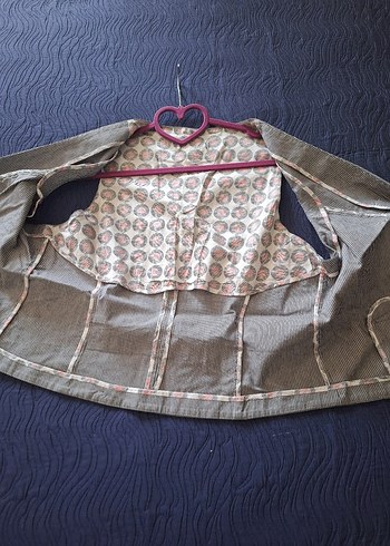 Gri Düğmeli Kadın Yelek - Görsel 4