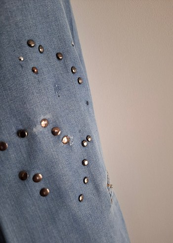 Düğmeli Mavi Denim Kadın Gömlek - Görsel 3