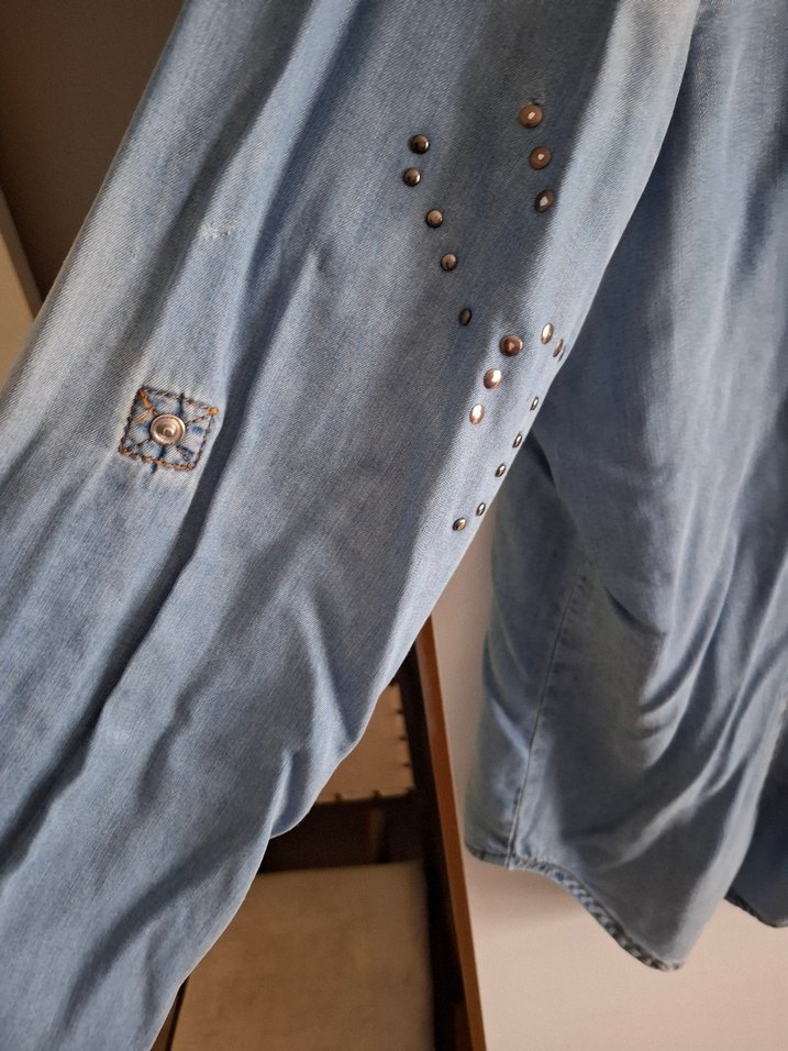 Düğmeli Mavi Denim Kadın Gömlek - Görsel 5