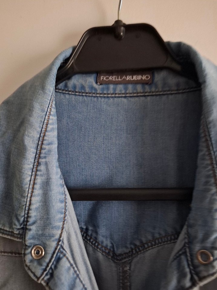 Düğmeli Mavi Denim Kadın Gömlek - Görsel 2