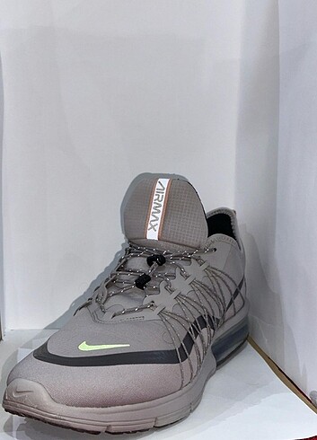 Nike spor ayakkabı