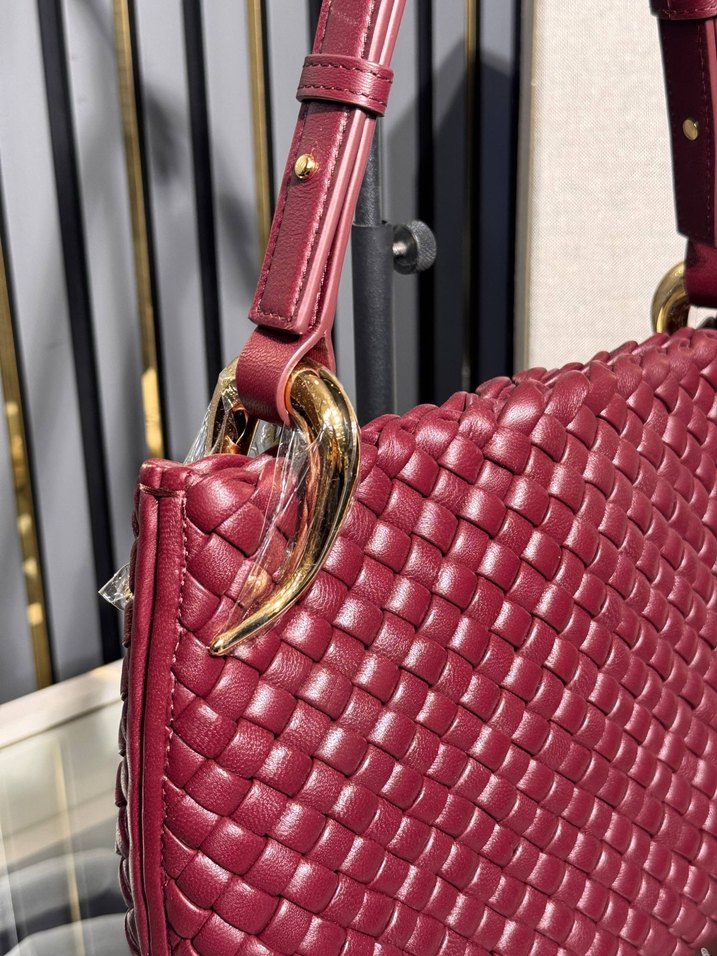 Bottega veneta Bordo Deri Kapitone Kadın Çanta - Görsel 4