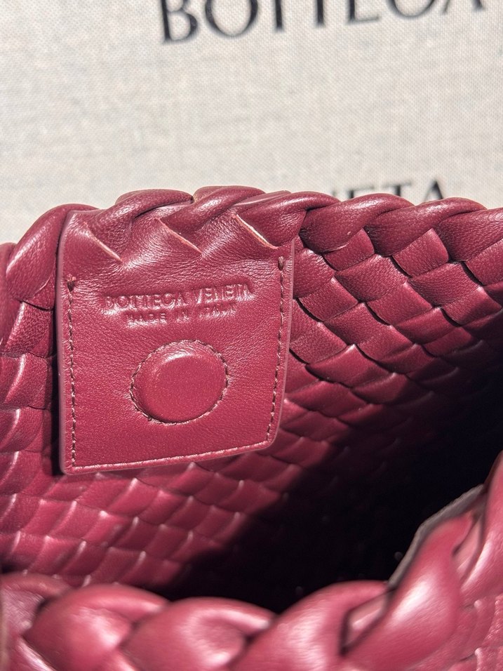 Bottega veneta Bordo Deri Kapitone Kadın Çanta - Görsel 5