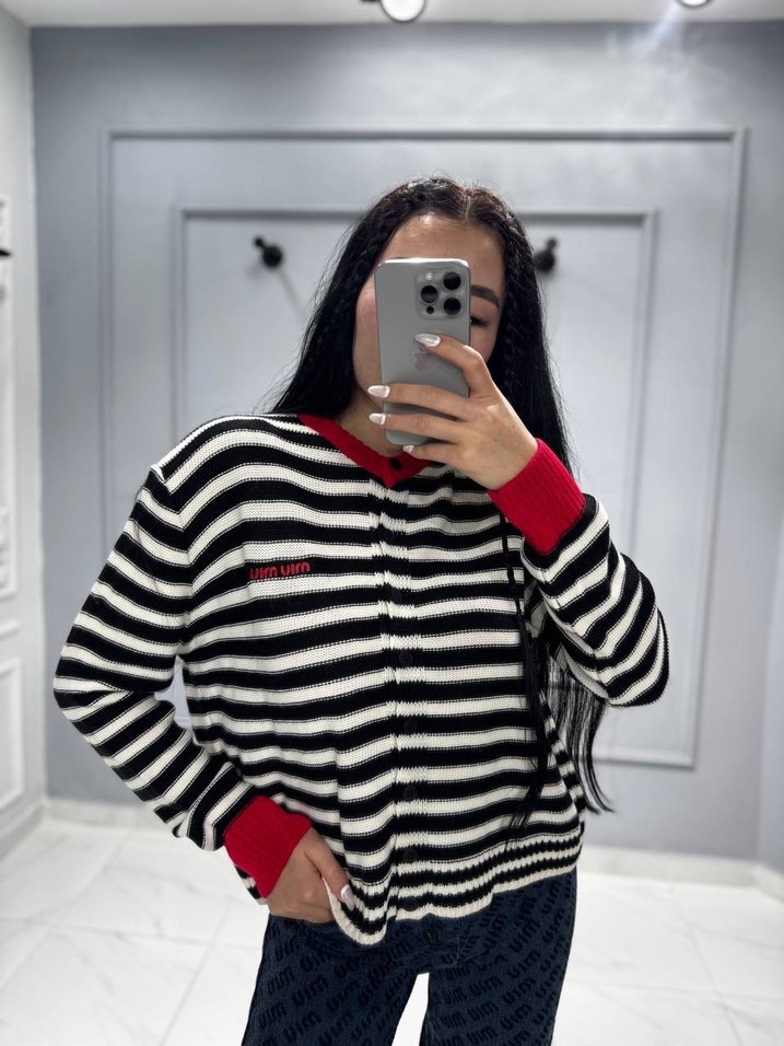 Miu miu Kırmızı Yaka Detaylı Siyah Beyaz Çizgili Triko - Görsel 2