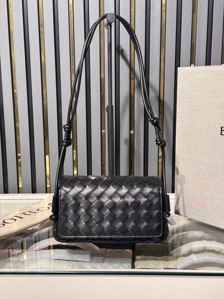 Bottega veneta Klasik Kahverengi Deri Kadın Çanta - Görsel 5