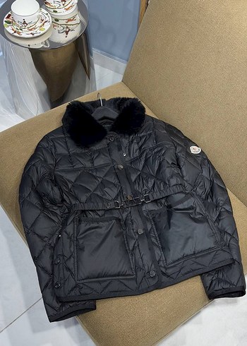 Moncler m