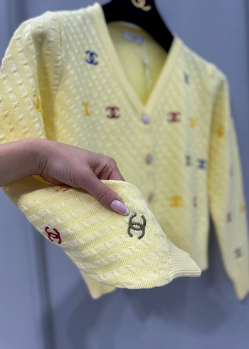 Chanel Düğmeli Sarı Nakışlı Kadın Hırka - Görsel 4