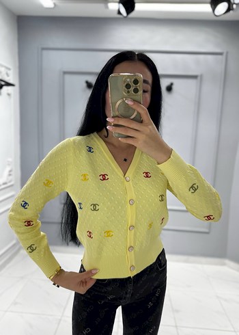 Chanel Düğmeli Sarı Nakışlı Kadın Hırka - Görsel 2