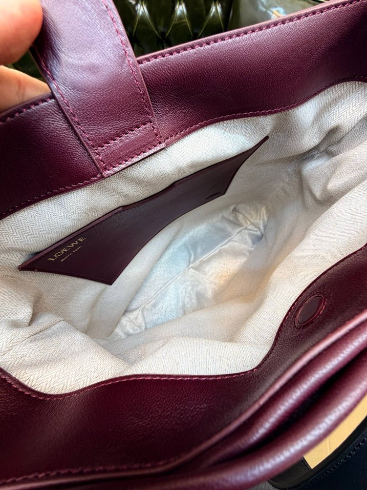 LoeweBordo Pileli Deri Kadın Çanta LOEWE - Görsel 5