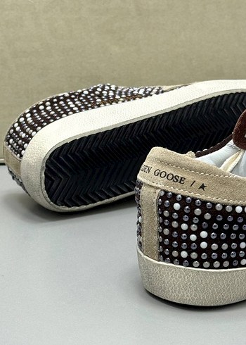 Golden Goose Deluxe Golden goose