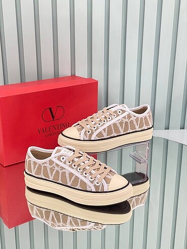 36 Beden Valentino