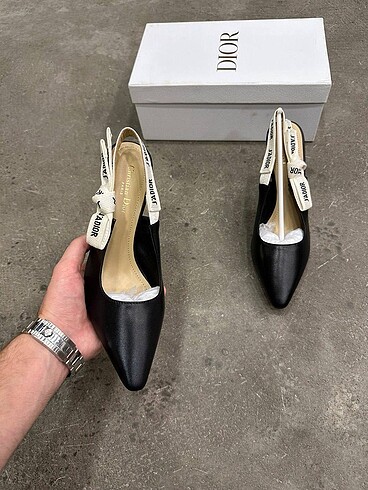 37 Beden siyah Renk C.dior
