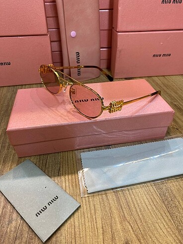 Beden pembe Renk Miu miu