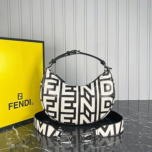 Fendi çanta