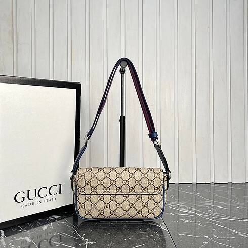 Gucci Gucci